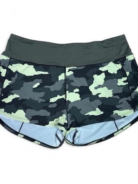 Lululemon size 10 Speed Up Shorts in camo
